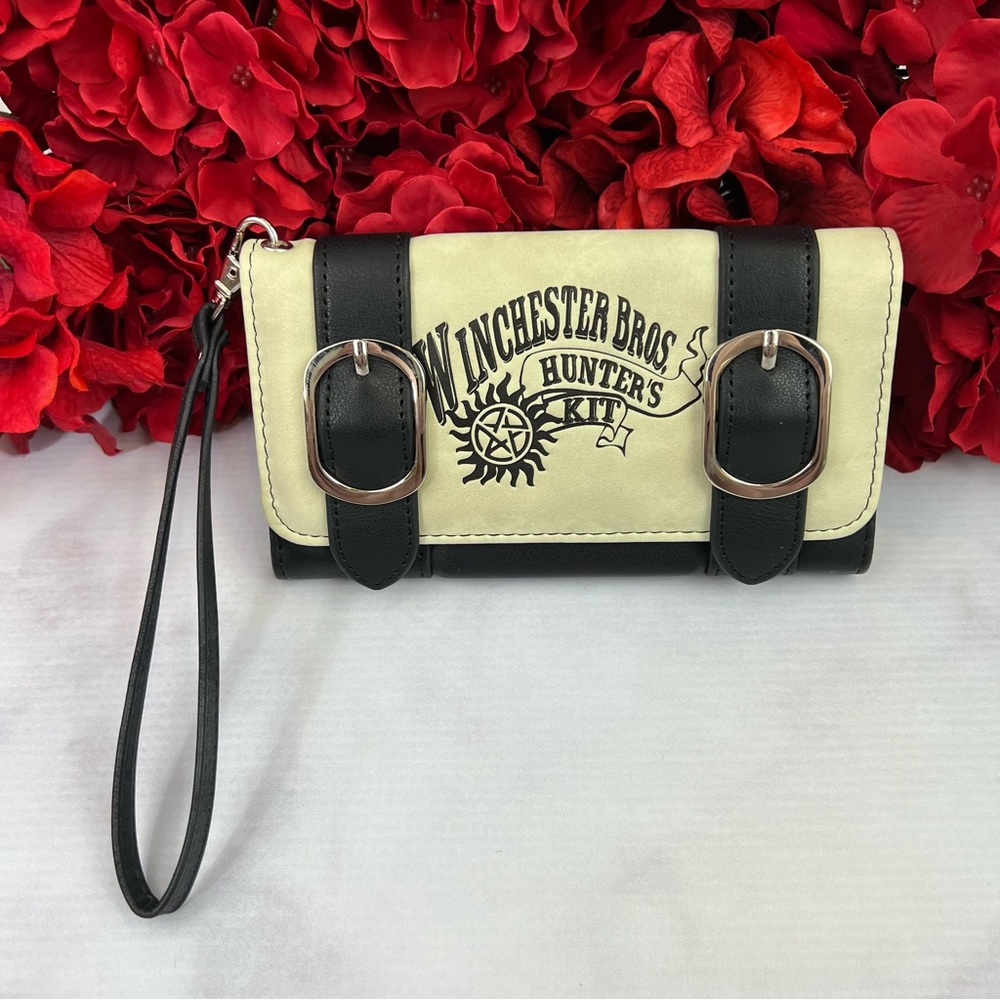 Supernatural Black and Ivory Pentagram Clutch Wallet Wristlet